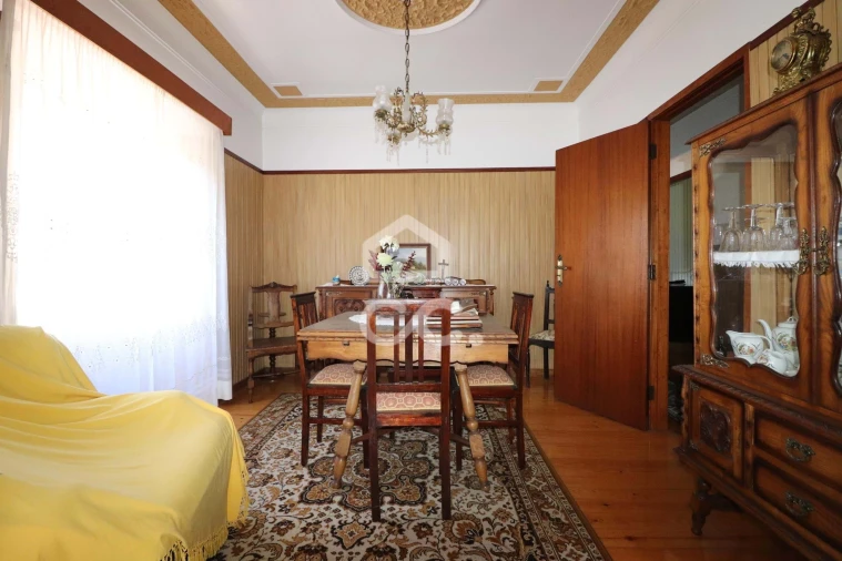 Moradia T4 para Venda em Cernache Foto 10