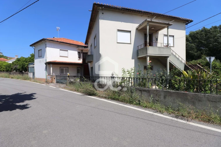 Moradia T4 para Venda em Cernache Foto 4