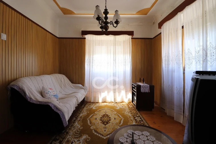 Moradia T4 para Venda em Cernache Foto 9