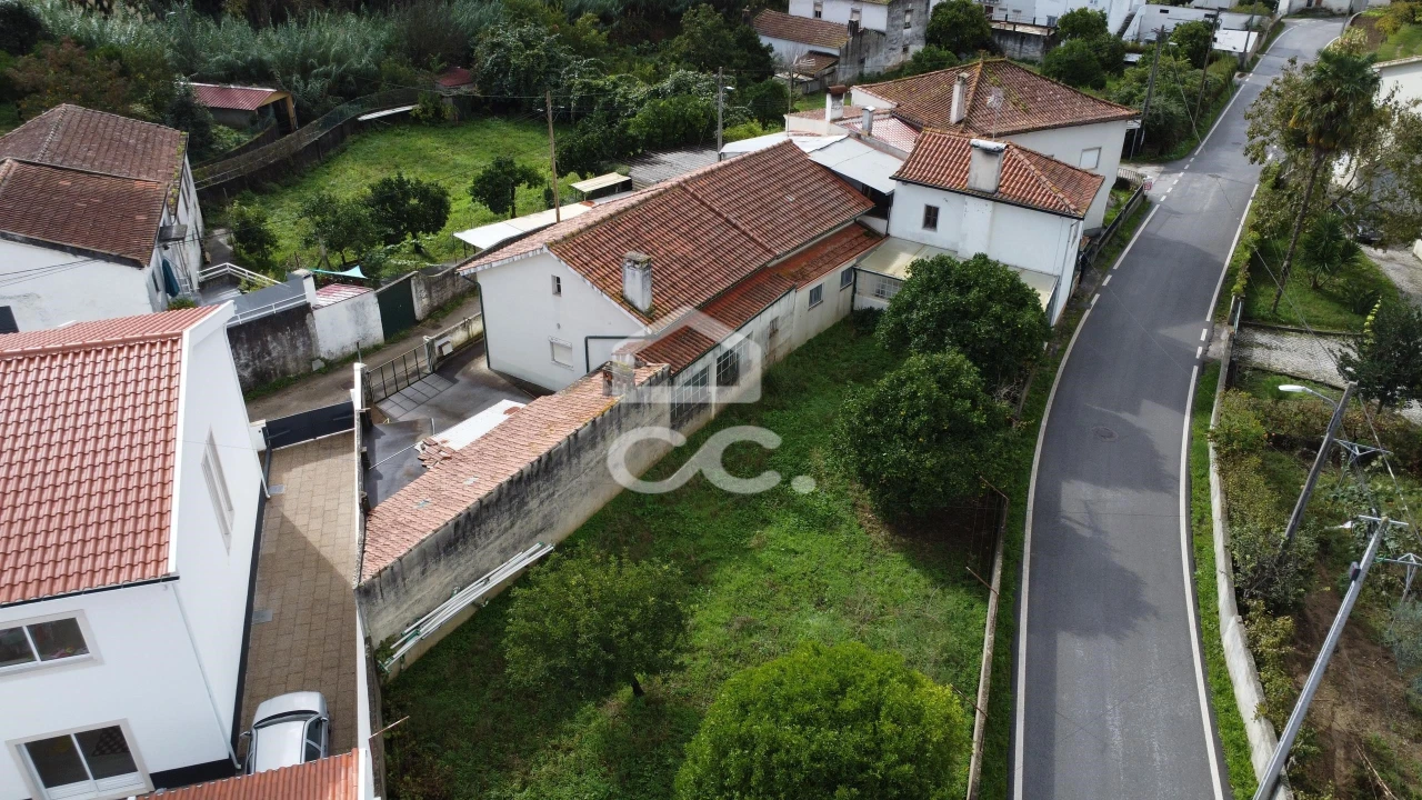 Moradia T4 para Venda em Cernache Foto 33