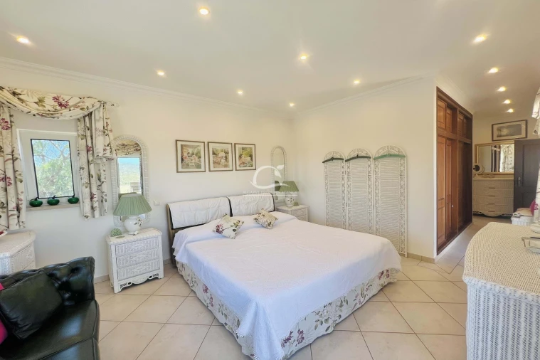 Moradia T3 para Venda em São Brás de Alportel Foto 12
