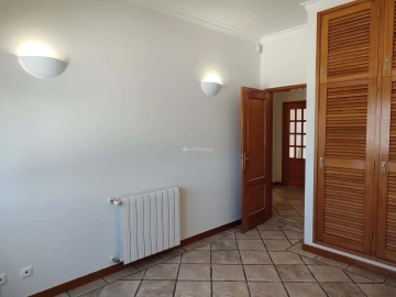 Moradia T5 para Venda em Sesimbra (Castelo)