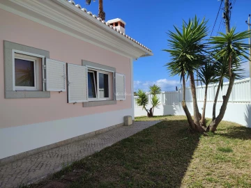 Moradia T5 para Venda em Sesimbra (Castelo)