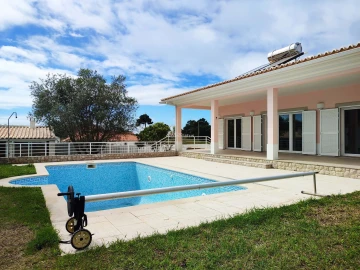 Moradia T5 para Venda em Sesimbra (Castelo)