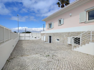 Moradia T5 para Venda em Sesimbra (Castelo)