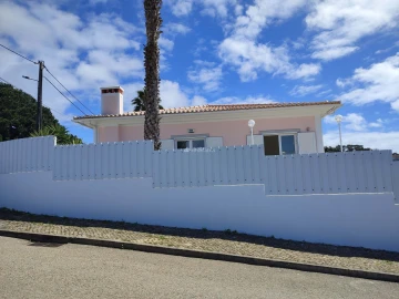 Moradia T5 para Venda em Sesimbra (Castelo)