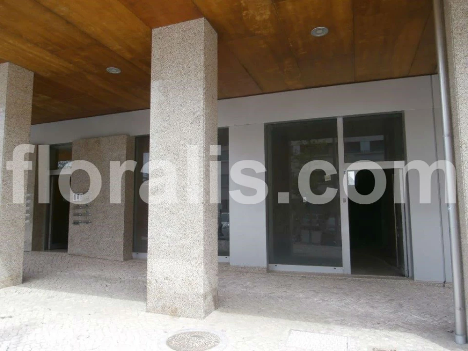 Loja para Venda em Viseu Foto 2