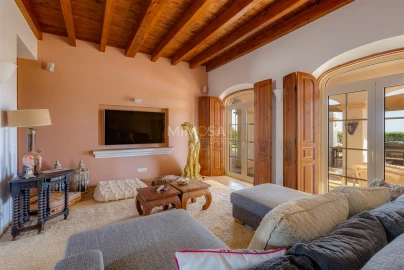 Moradia T4 para Venda em Lagos (São Sebastião e Santa Maria)