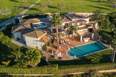 Moradia T4 para Venda em Lagos (São Sebastião e Santa Maria)