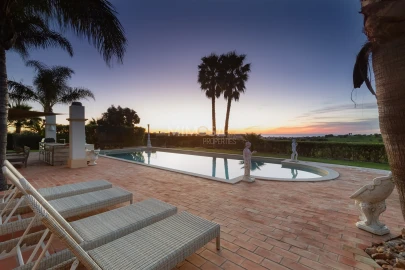 Moradia T4 para Venda em Lagos (São Sebastião e Santa Maria)