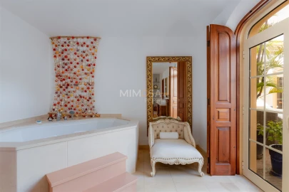 Moradia T4 para Venda em Lagos (São Sebastião e Santa Maria)