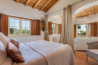 Moradia T4 para Venda em Lagos (São Sebastião e Santa Maria)