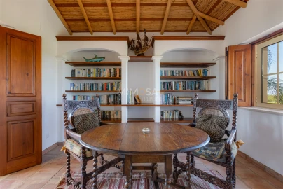 Moradia T4 para Venda em Lagos (São Sebastião e Santa Maria)