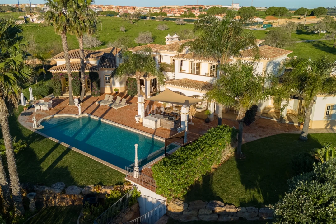 Moradia T4 para Venda em Lagos (São Sebastião e Santa Maria) Foto 31