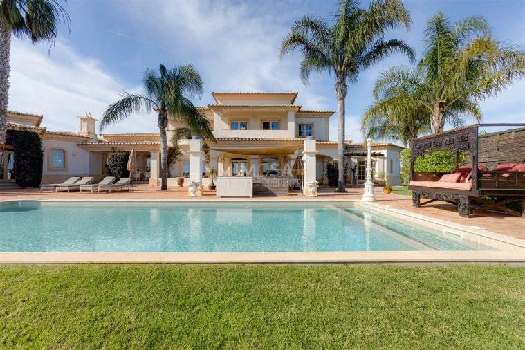 Moradia T4 para Venda em Lagos (São Sebastião e Santa Maria) Foto 40