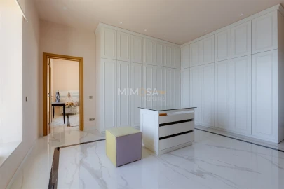 Moradia T8 para Venda em Lagos (São Sebastião e Santa Maria)