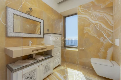 Moradia T8 para Venda em Lagos (São Sebastião e Santa Maria)