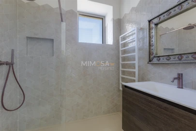 Moradia T8 para Venda em Lagos (São Sebastião e Santa Maria)