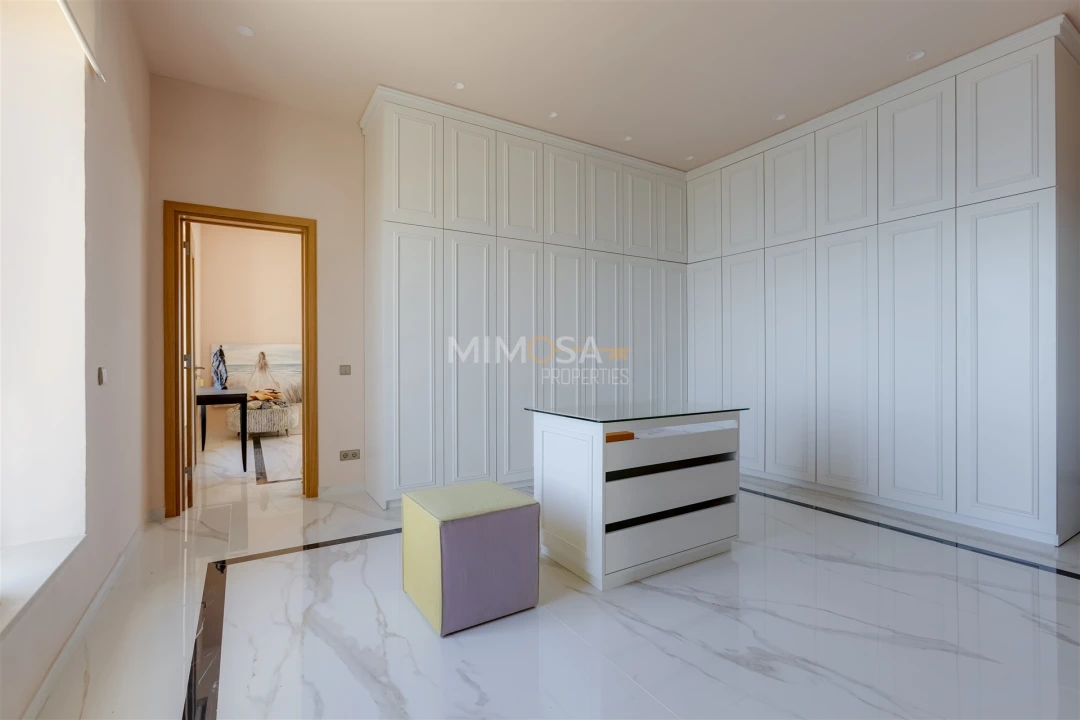 Moradia T8 para Venda em Lagos (São Sebastião e Santa Maria) Foto 43