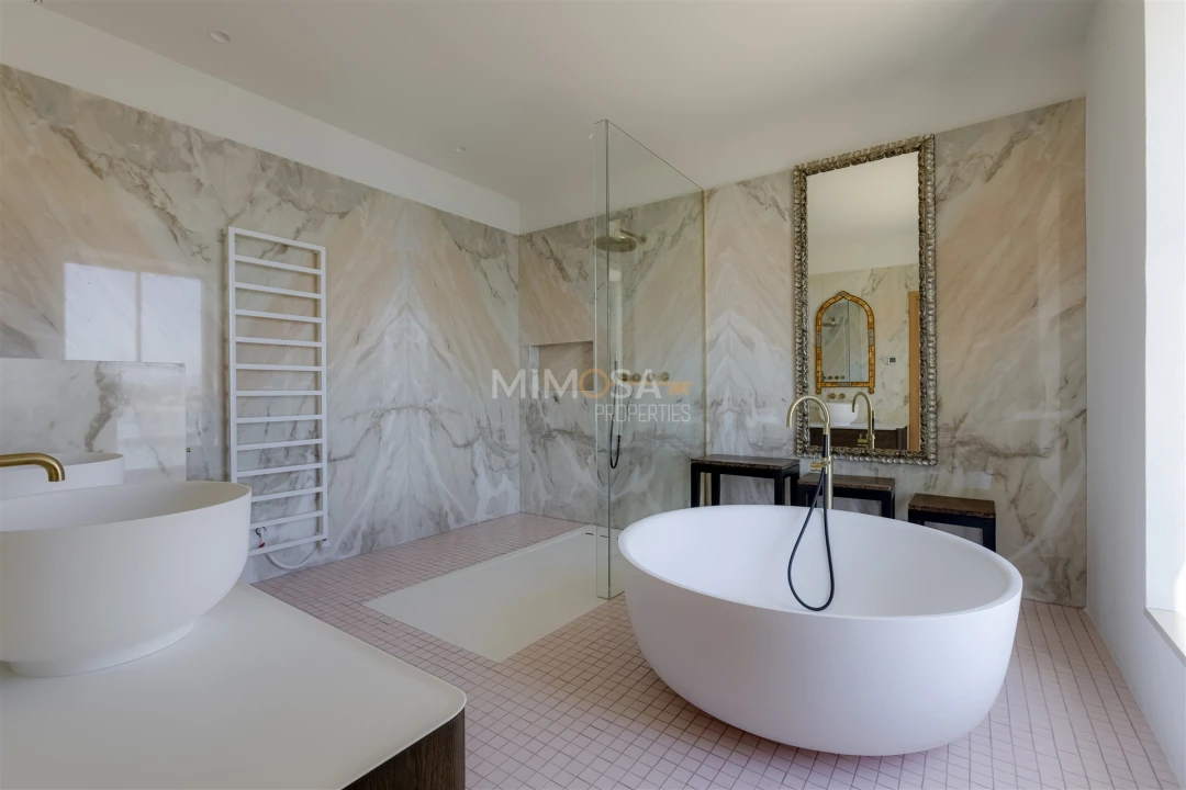 Moradia T8 para Venda em Lagos (São Sebastião e Santa Maria) Foto 45