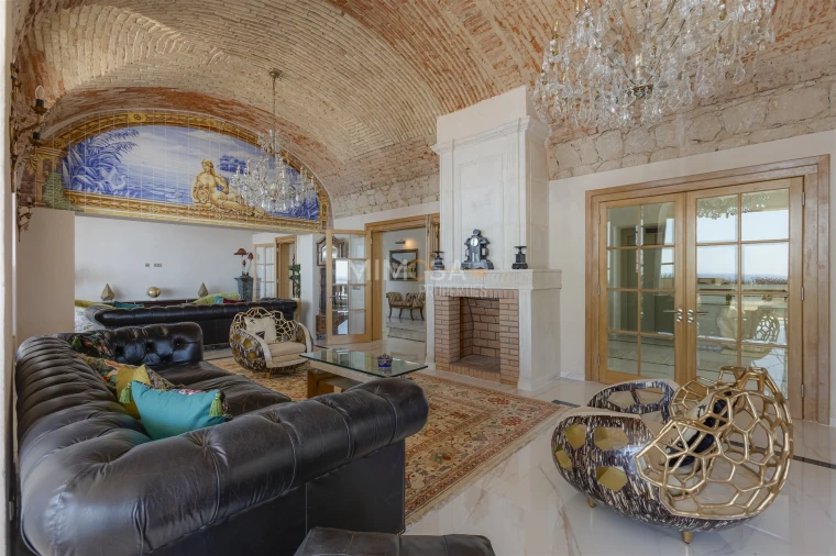 Moradia T8 para Venda em Lagos (São Sebastião e Santa Maria) Foto 22