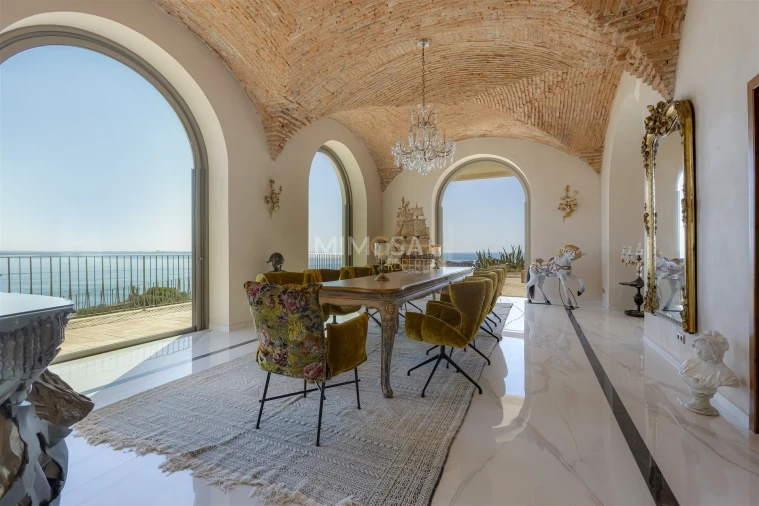 Moradia T8 para Venda em Lagos (São Sebastião e Santa Maria) Foto 15