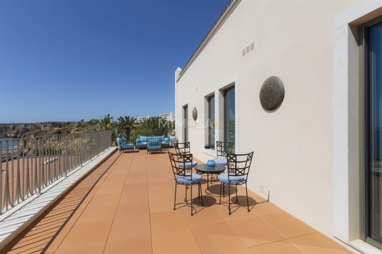 Moradia T8 para Venda em Lagos (São Sebastião e Santa Maria) Foto 41