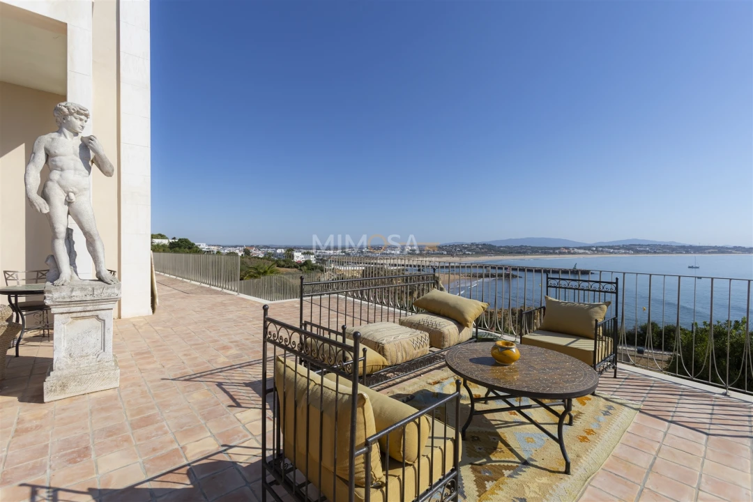 Moradia T8 para Venda em Lagos (São Sebastião e Santa Maria) Foto 7