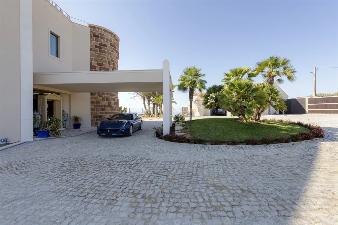 Moradia T8 para Venda em Lagos (São Sebastião e Santa Maria) Foto 5