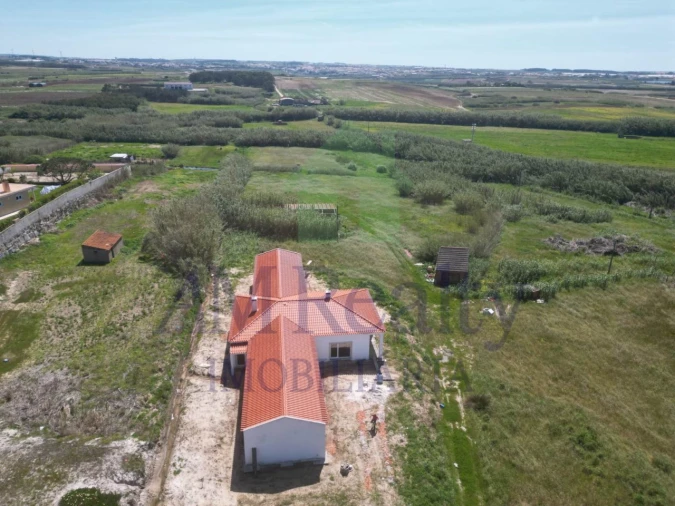 Moradia T5 para Venda em Ferrel Foto 6