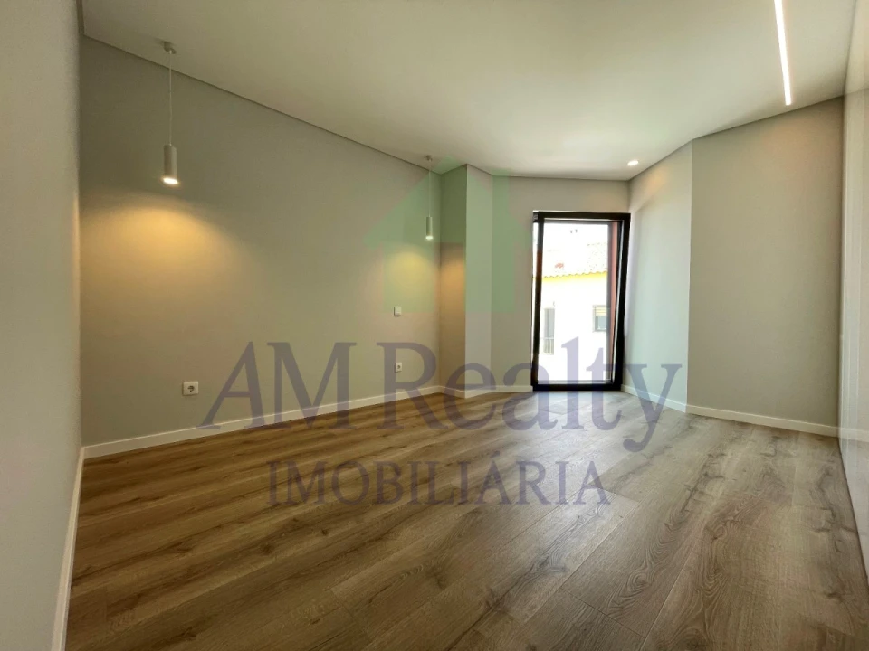 Apartamento T3 para Venda em Lourinhã e Atalaia Foto 7