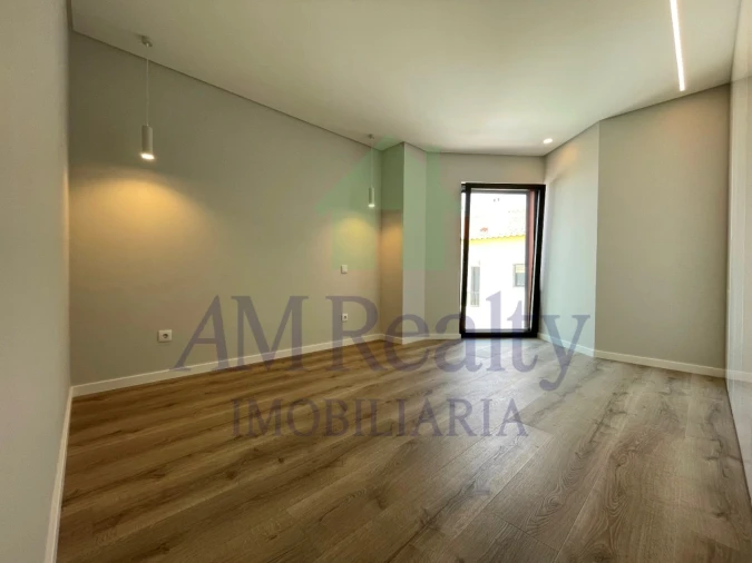 Apartamento T3 para Venda em Lourinhã e Atalaia Foto 7