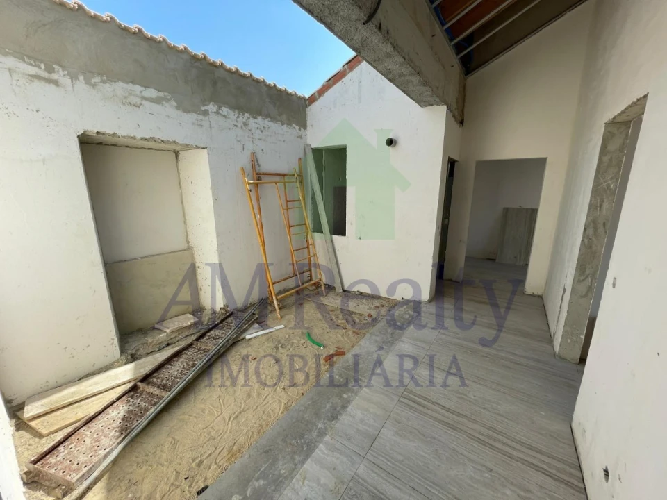Moradia para Venda em Alvorninha Foto 12