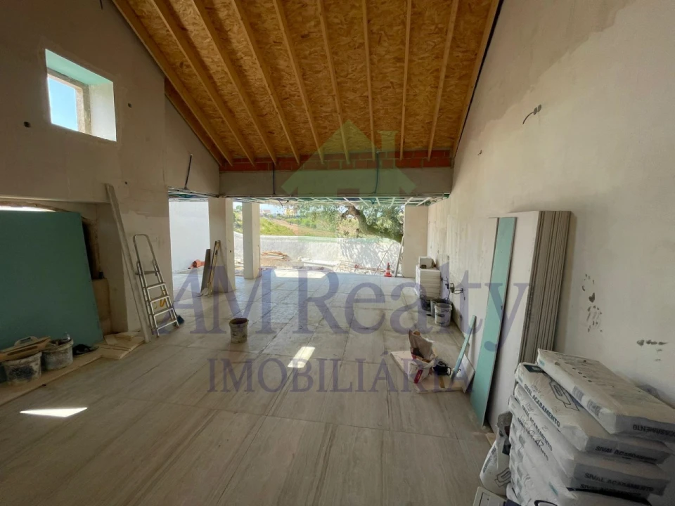Moradia para Venda em Alvorninha Foto 15