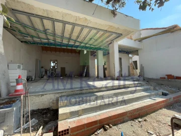 Moradia para Venda em Alvorninha