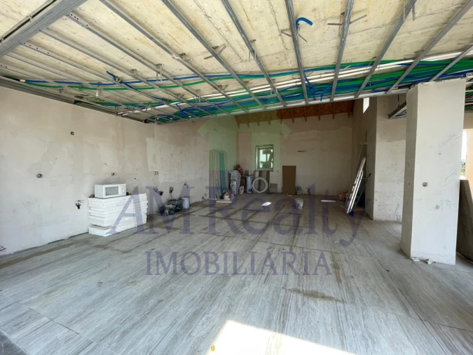 Moradia para Venda em Alvorninha Foto 14