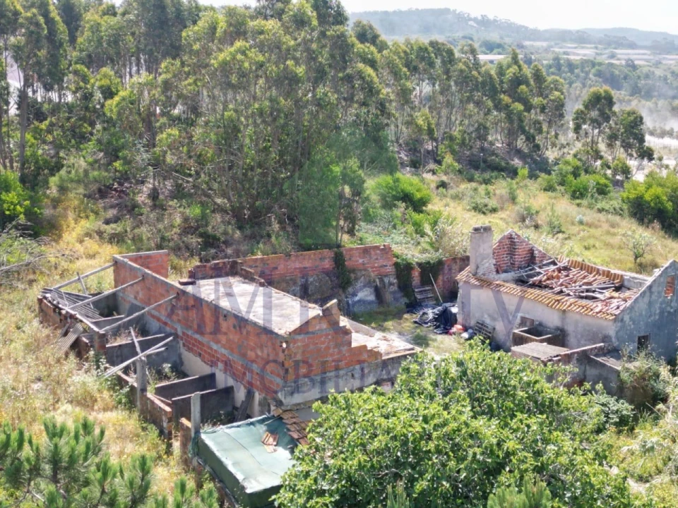 Moradia para Venda em Santa Maria, São Pedro e Sobral da Lagoa Foto 3