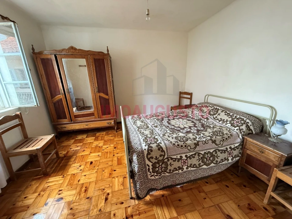 Moradia T4 para Venda em Adão Foto 8