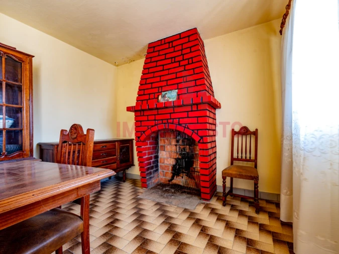 Moradia T4 para Venda em Adão Foto 7