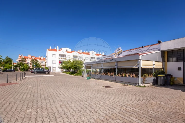 Negócio para Venda em Azeitão (São Lourenço e São Simão) Foto 16