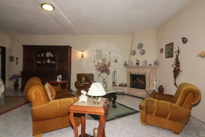 Quinta T3 para Venda em Alenquer (Santo Estêvão e Triana)