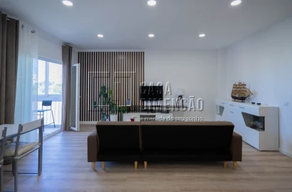 Apartamento T1 para Venda em Oeiras e São Julião da Barra, Paço de Arcos e Caxias
