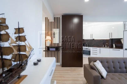 Apartamento T1 para Venda em Oeiras e São Julião da Barra, Paço de Arcos e Caxias