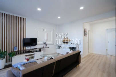 Apartamento T1 para Venda em Oeiras e São Julião da Barra, Paço de Arcos e Caxias