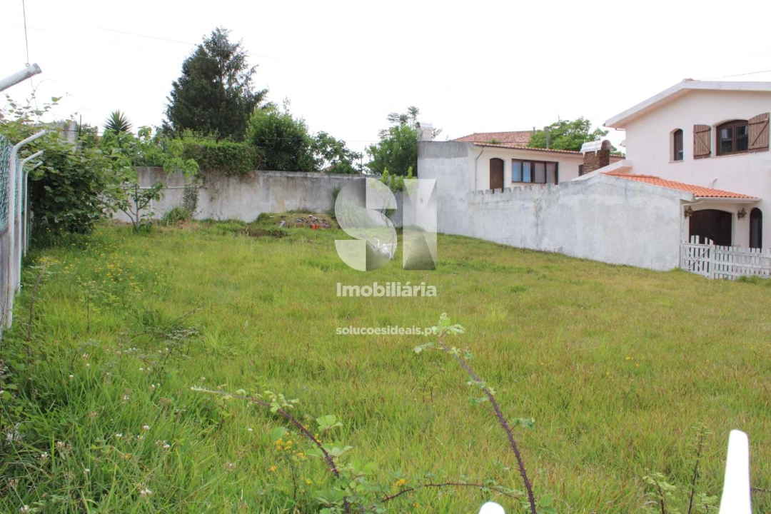 Terreno para Venda em Eixo e Eirol Foto 3