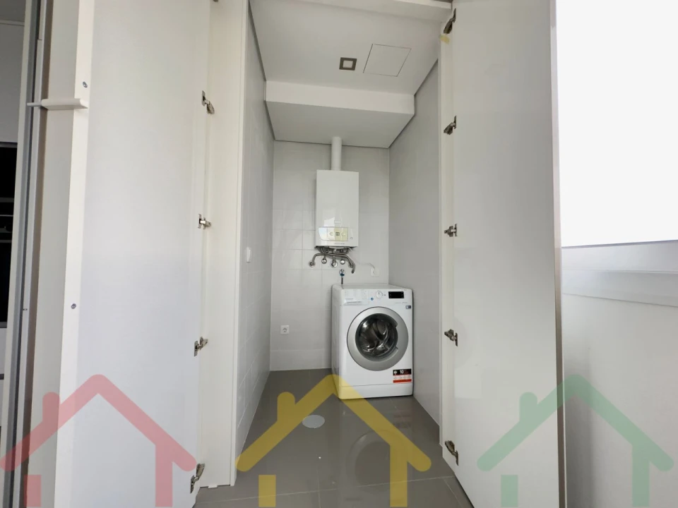 Apartamento T3 para Venda em Gondomar (São Cosme), Valbom e Jovim Foto 11