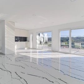 Moradia T4 para Venda em Antuzede e Vil de Matos