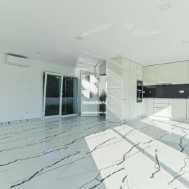 Moradia T4 para Venda em Antuzede e Vil de Matos