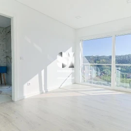 Moradia T4 para Venda em Antuzede e Vil de Matos