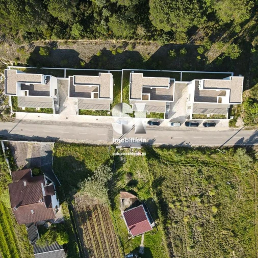 Moradia T4 para Venda em Antuzede e Vil de Matos Foto 26